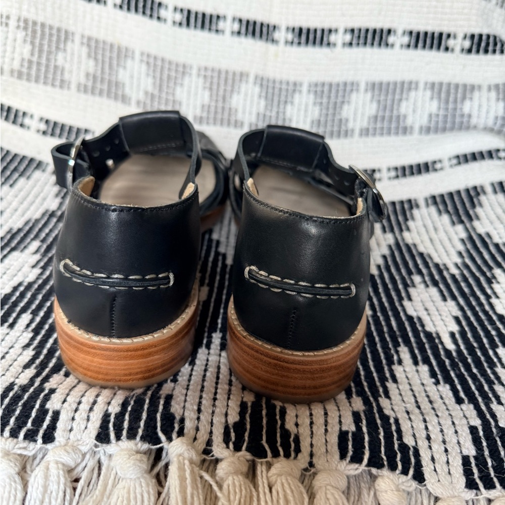 Everlane Women's Black Fisherman Sandals - Picture 9 of 9